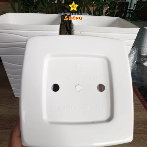 z2391474256650_1f5b46de8d011e0a0344bb02947d01da-600x600